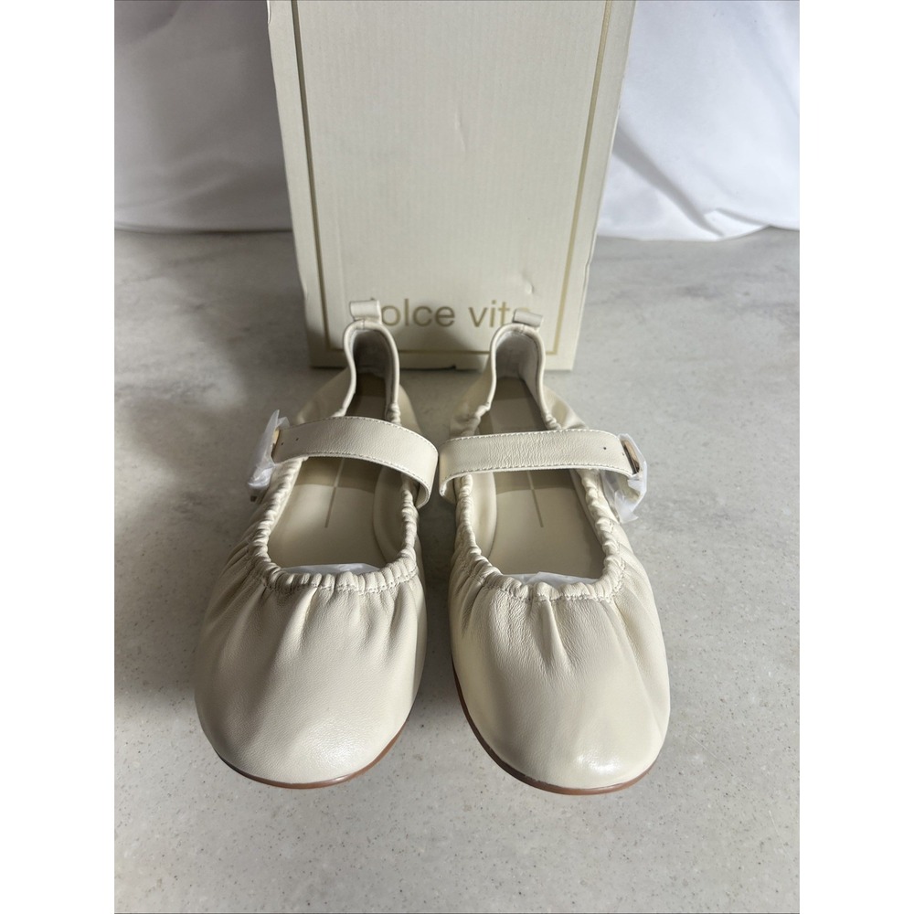 Dolce Vita Women's Caely Flats Size 9.5